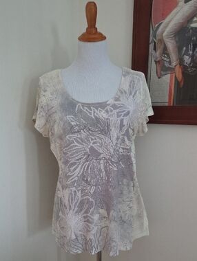 Coldwater Creek Cream Floral Short-Sleeve Scoop Neck Top